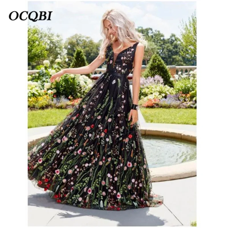 

Women Summer Embroidery Elegant Party Dresses Vintage Sexy Fashion Maxi Backless Dress