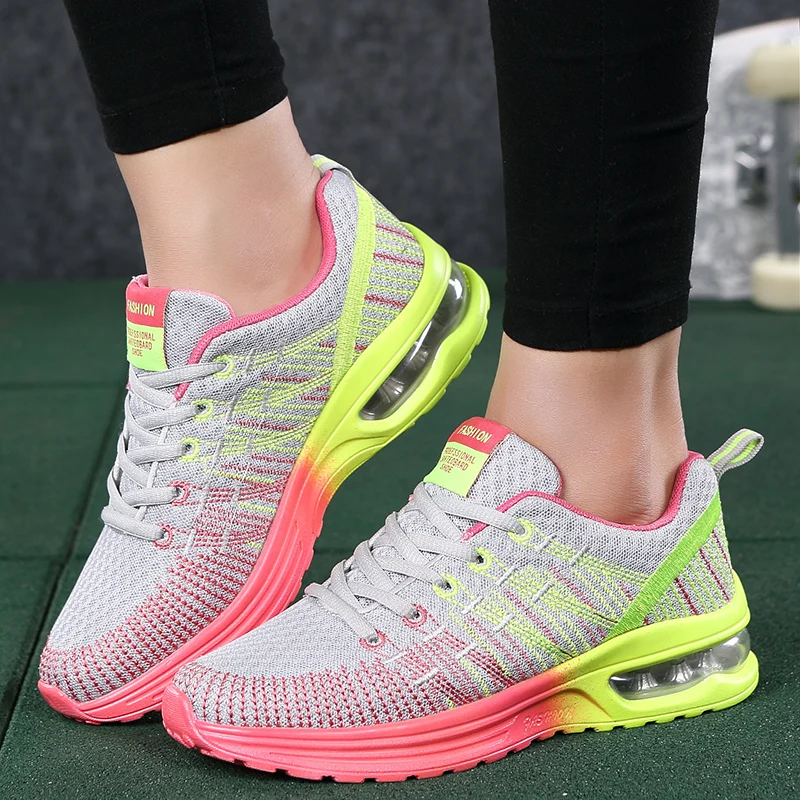 Women sneaker shoes outdoor breathable comfortable couple shoes 2018 lightweight athletic mesh casual women shoes