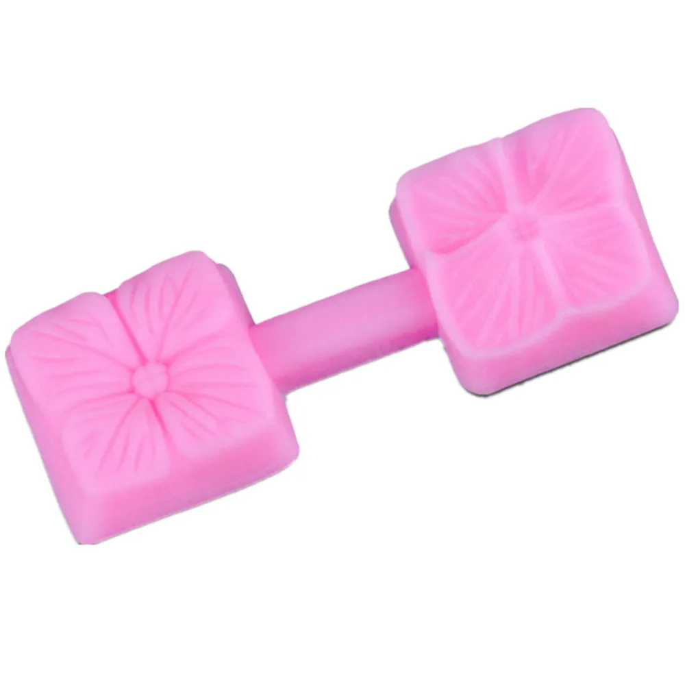 

1 PC Four Leaf Clover Shape DIY Turn Sugar Arts Mold Smaller Silicone Mould Fondant Embossing Die Tool