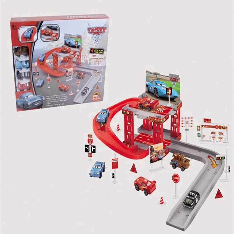 Pаспродажа Автомобиль disney Pixar машина с 3 дорожками парковка Молния Маккуин пластиковая литая игрушка модель автомобиля детский день рождения Рождеств...