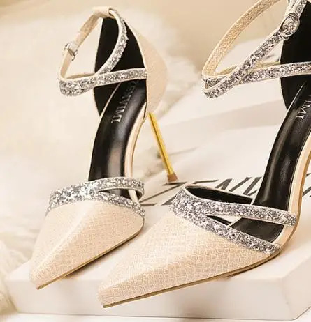 

European and American fashion stiletto high-heeled shallow mouth pointed shiny cross