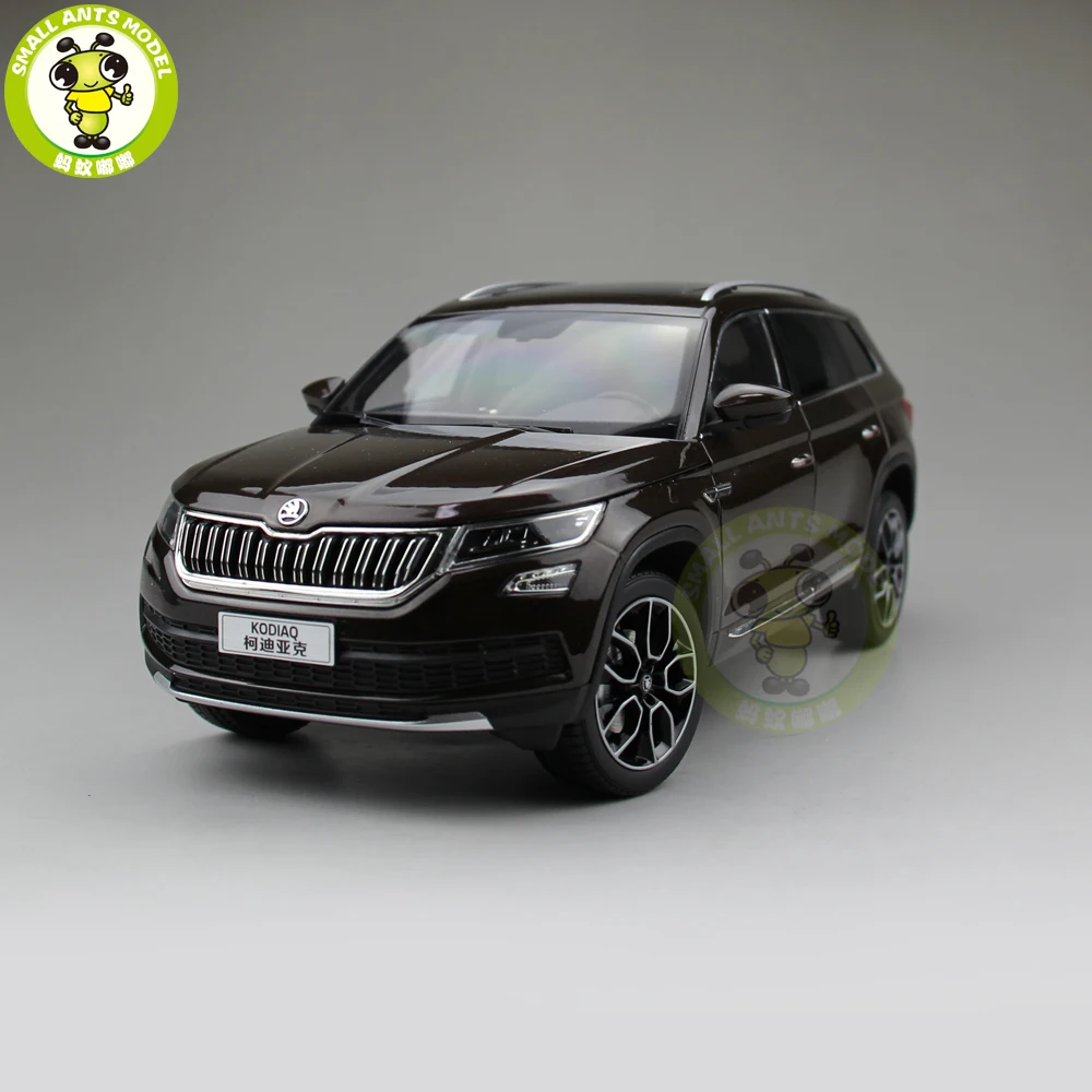 1/18 Skoda KODIAQ SUV литая модель металлическая модель автомобиля SUV подарок коллекция хобби коричневый