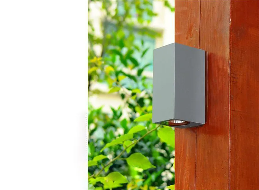 NR-157 WALL LIGHTS  (2)