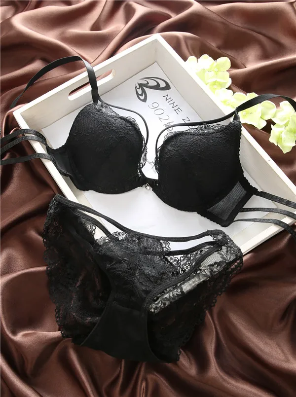 Hot sexy bra lace gathered to adjust the comfortable thin cup beauty back Europe and the United States fashion bra set red bra and panty sets