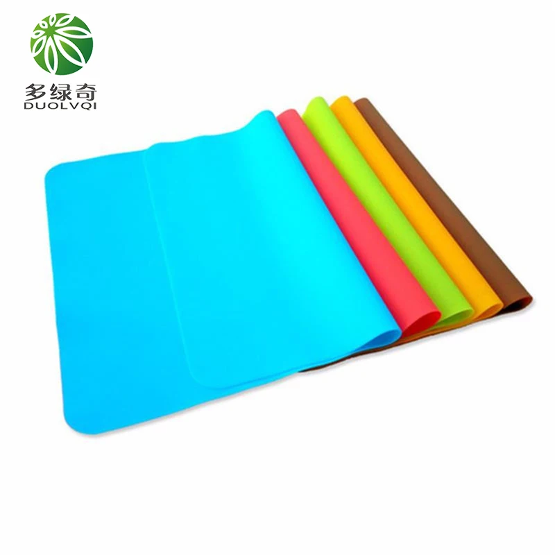 

DUOLVQI Rectangle 30*40cm Silicone Place Mats Heat Resistant Non Slip Table Mats Silicone Heat Resistance Mat Paste Flour Table