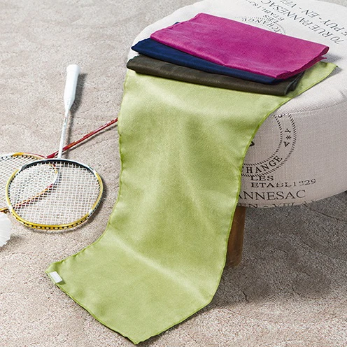 

Free Shipping Sports Towel With Bag 74x29cm Medium Size Microfiber toalha de esportes Swimming Travel Gym Towel