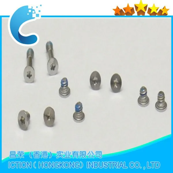 A1369 bottom screws1