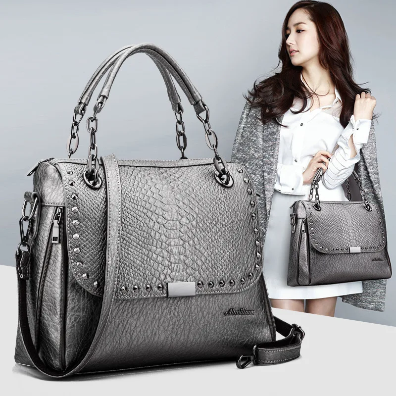 

Fashion Studded handbag high quality totes women clutch wallet women famous designer messenger bag