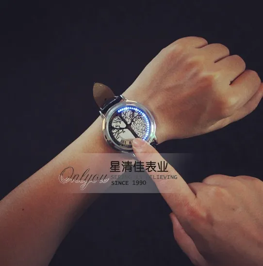 Креативные мужские часы Уникальный Deisgn сенсорный экран светодиодный кожаный ремешок для женщин Пара часы кварцевые спортивные Смарт Электроника Reloj Mujer