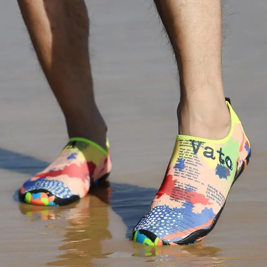 

Men Beach Shoes Women Outdoor Swimming Shoes Adult Aqua Flat Soft Seaside Shoes Non-slip Walking Couple Aqua Shoes 0806
