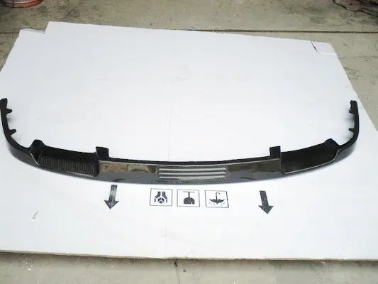EVO 3 OEM Carbon Lip (3)