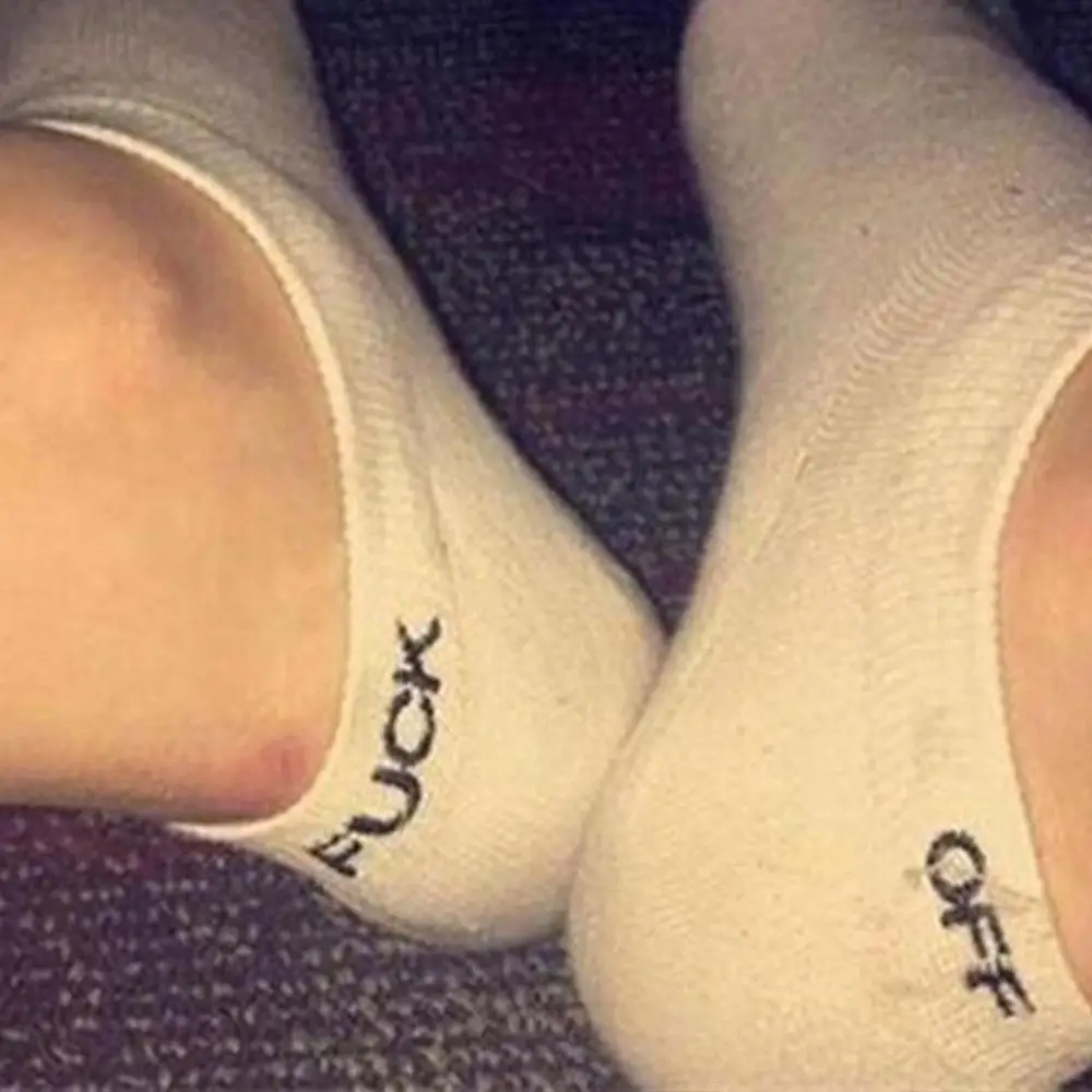 2017 Для женщин Для мужчин письмо Вышивка короткие носки Повседневное Белый Черный Стандартный модные мягкие удобные носки осень активность