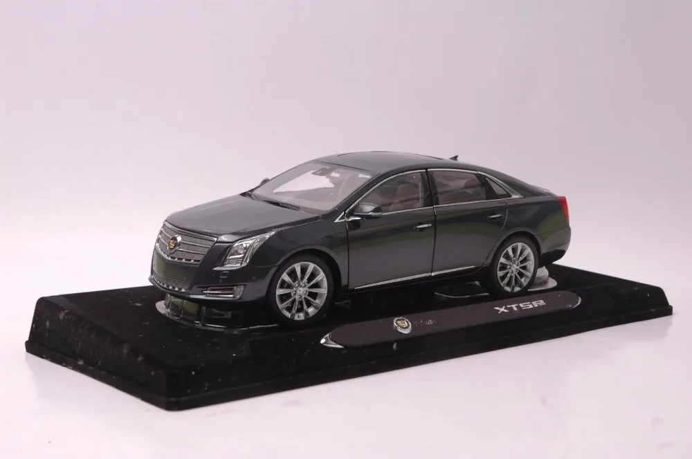 1:18 литая под давлением модель для GM Cadillac XTS серый Седан сплав игрушечный автомобиль миниатюрная коллекция подарки ATS