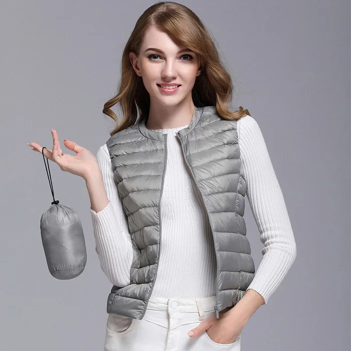 Goedkoop Nieuwe Herfst Vrouwen Witte Eendendons Vest Ultra Licht Down Vest Jacket Winter Ronde Kraag Peter Pan Slanke Mouwloze Jas