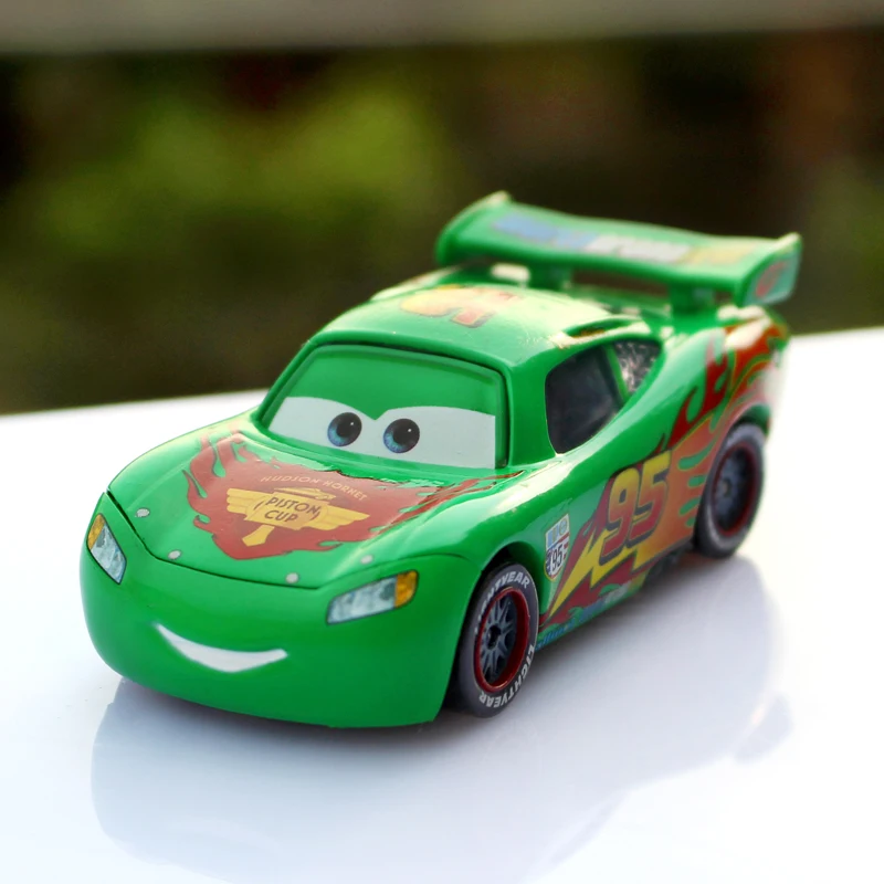 Disney Pixar Тачки 2 зеленый ограниченный выпуск № 95 Молния Маккуин масштаб 1:55 Литые