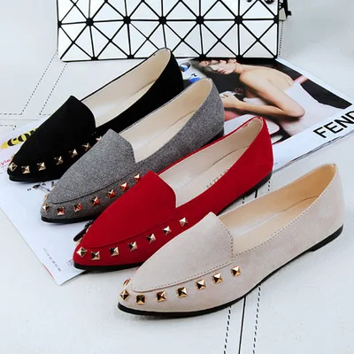 

2019 early spring new wild low to help small single shoes flat bottom suede shallow mouth comfortable work women's shoes tide