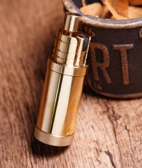 Watch video CSJ 10*3cm 2 color DIY pure ручной работы медный 240g retor World War II lighter|Аксессуары для