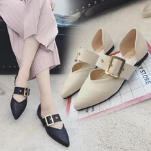 Квадратная пряжка; мокасинчики на шнурочках для женщин Новинка весны V лоферы на плоской подошве; известный элегантные модные босоножки открытые женские туфли на выход с острым носком; балетки на плоской подошве