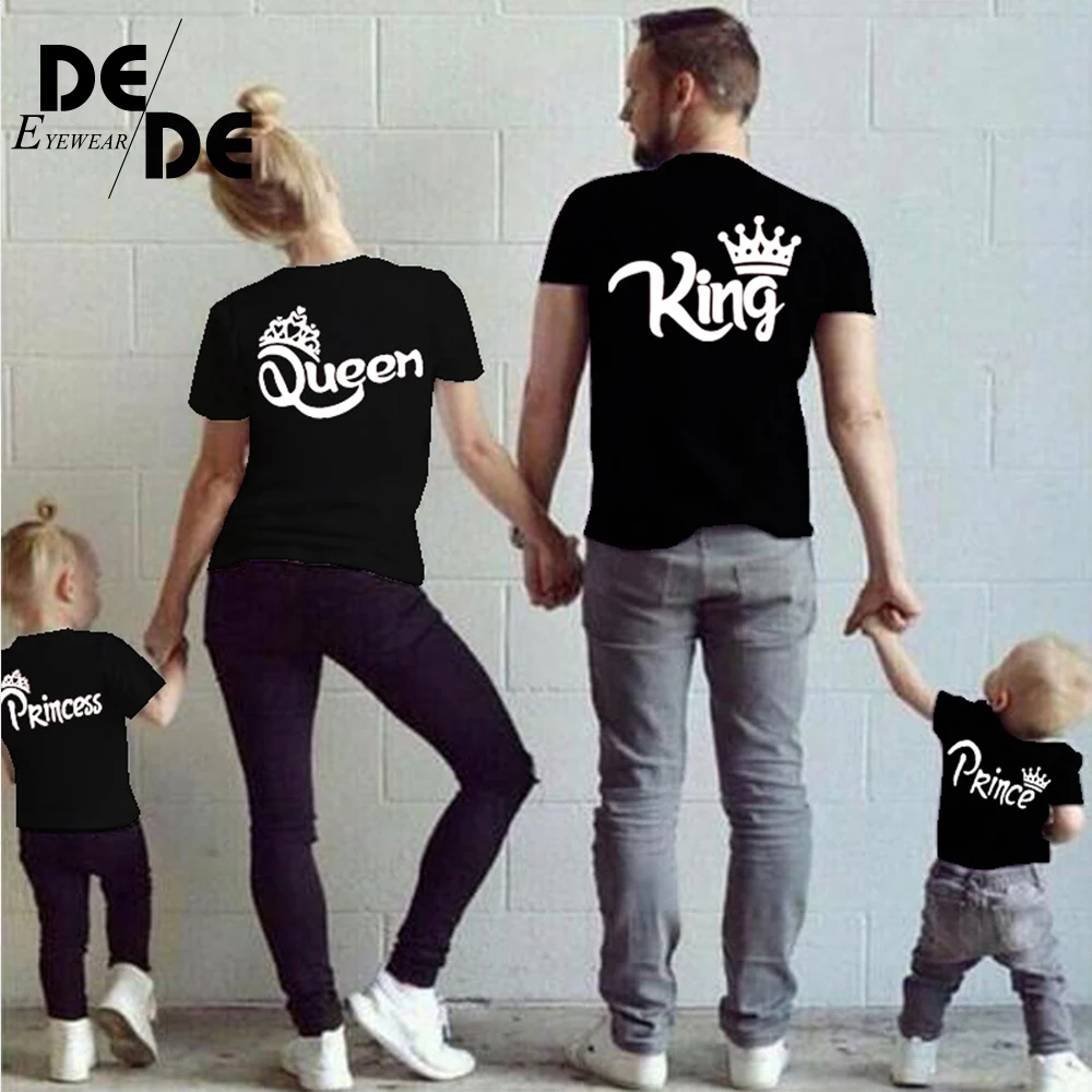 

Family Matching Outfits KING QUEEN PRINCE PRINCESS Print Family Funny Looking Tshirt O-neck Short Sleeve Cotton Couple Tee Top