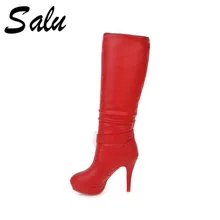 Salu/ г. Осенне-зимняя обувь из искусственной кожи женские короткие плюшевые сапоги до колена с острым носком женские сапоги на платформе и высоком каблуке