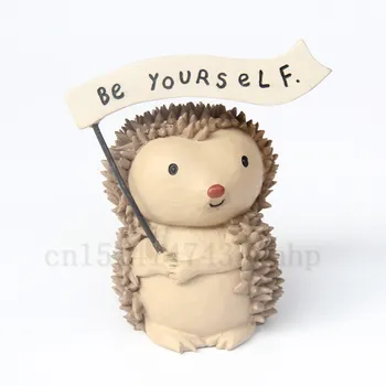 

1pcs Lovely Fairy Garden Miniatures Resin Hedgehog Figurine for Adults Child Office Decoration Desk ornament