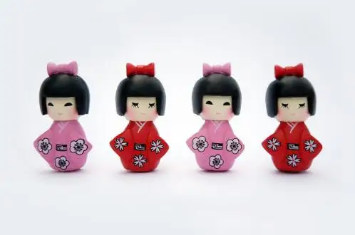 20 шт. новые милые японские мини куклы Kokeshi для девочек, Размер 1,8x1x2,5 см