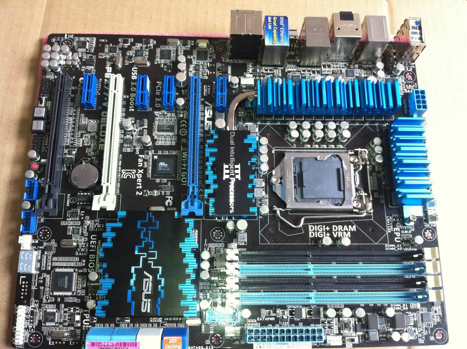 Оригинальный P8Z77-V DELUXE Z77 LGA1155 DDR3 USB3.0 SATA3.0 atxматеринская плата используется 90% новый