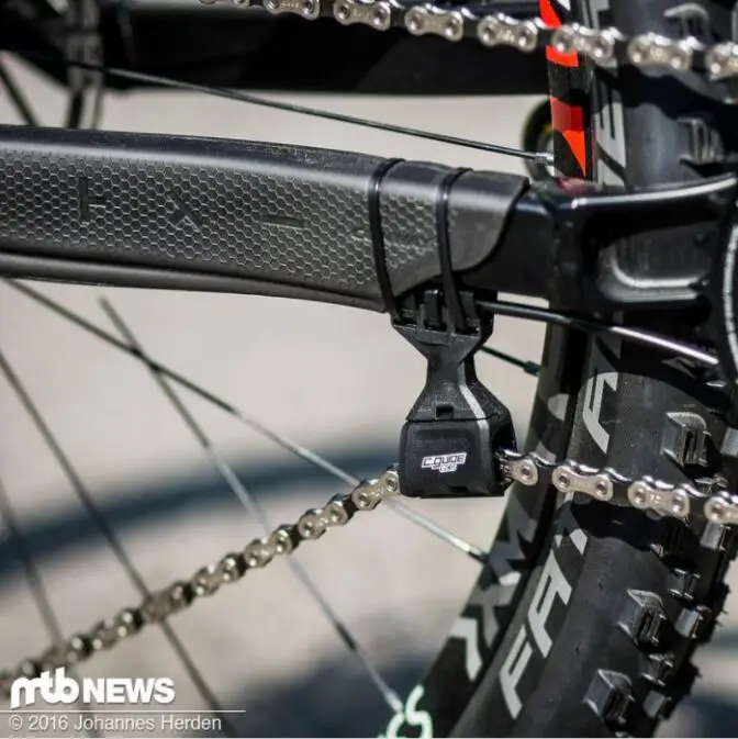 Perfect New C-Guide EVO Chain Guide MTB Bike Chain Guides Crake Bicycle Parts Drop Catcher 3D Movement Cycling Chain Protecter 14g 9