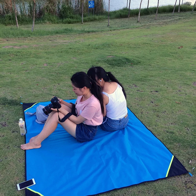 

Portable Folding Camping Picnic Beach Pad Tarp Air Bed Waterproof Camping Mat Tarpaulin Moisture Proof Blanket with Pocket Mat