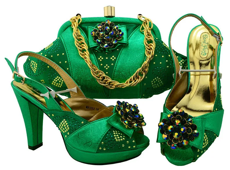 

Ladies Italian Shoes and Bag Set Decorated with Green Rhinestone Color Matching Shoes and Purse Set Super High Heel MM1052