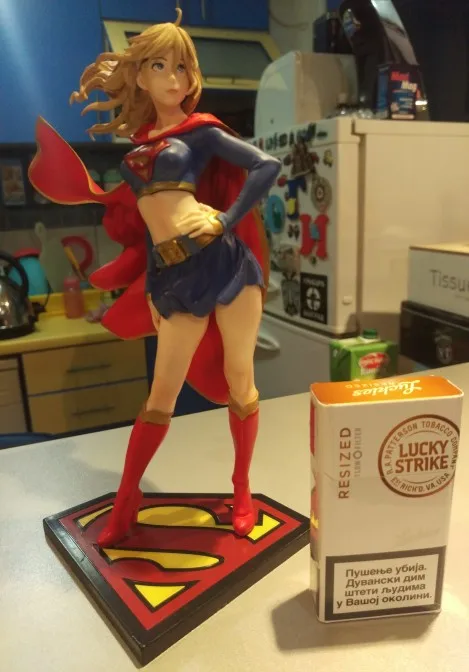 Justice League DC Comics Super Ragazze Supergirl Figura Bambola del ПВХ фигурка Коллекционная модель игрушки