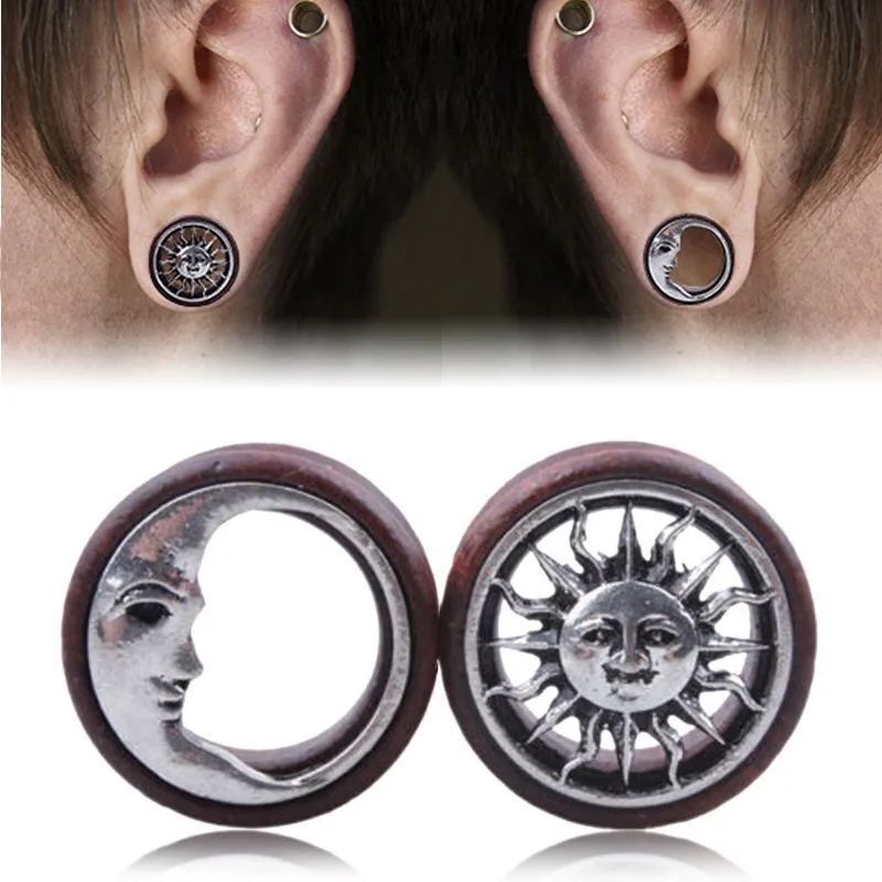 

MODRSA 1Pair Hollow Sun Moon Earring Gauges Wooden Ear Plugs and Tunnels Saddle Flesh Ear Tragus Piercing Expander Body Jewelry