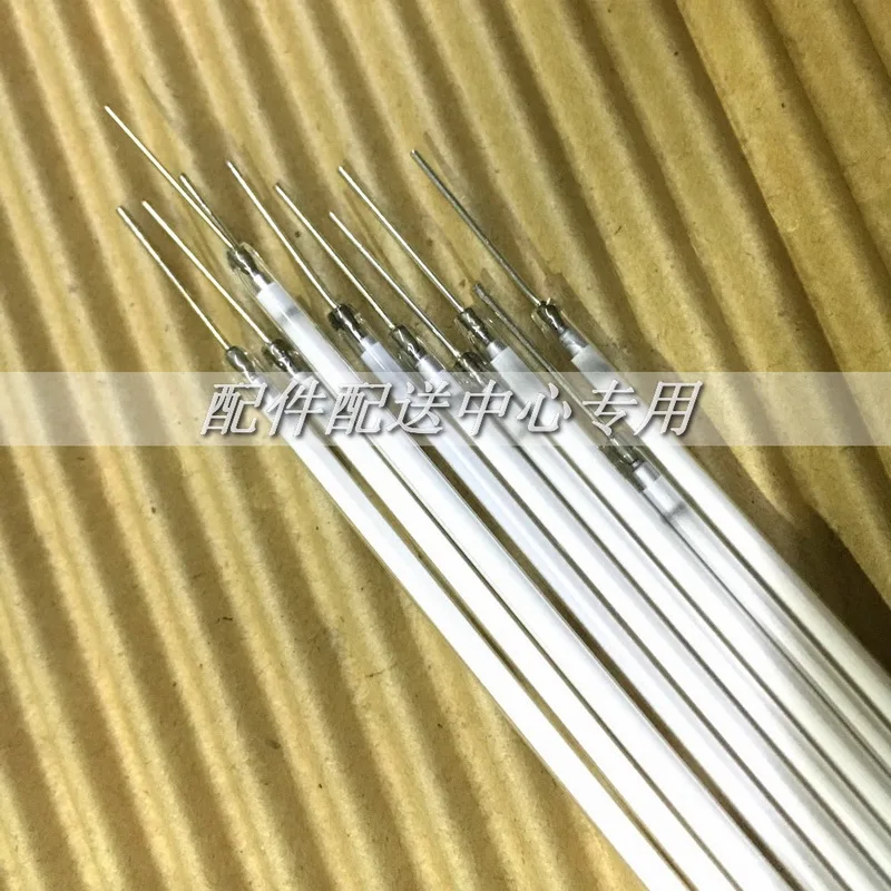 long-pin-lamps-002