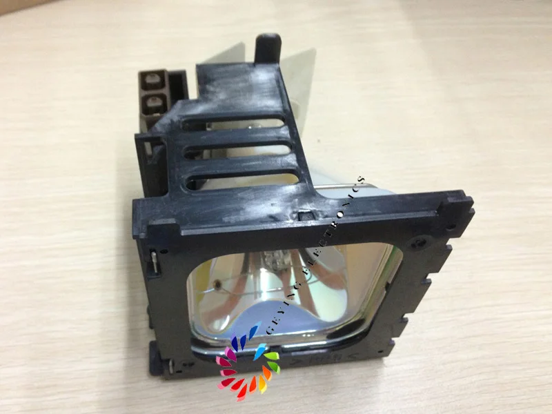 

ORIGINAL projector lamp with housing DT00171 for CP-S830