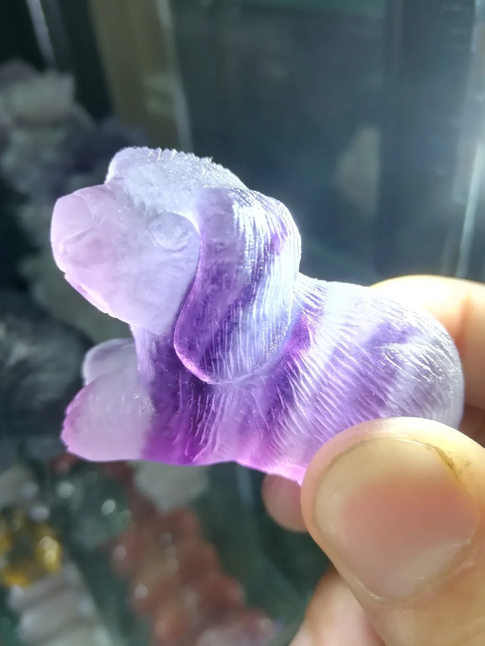

Natural Rainbow Fluorite dog Crystal Figurine Carved Quartz Statue Healing Reiki Meditation Party Gifts Fengshui Decoration
