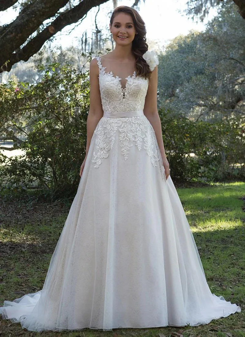 

SoDigne 2019 Wedding dress Sleeveless Lace Bride Dresses Sexy White / Ivory Buttons Back Beach Bride Dresses