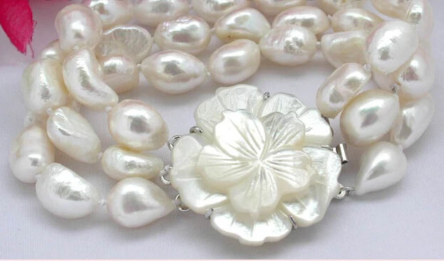 

z512 BEAUTIFUL 3strands 8" white baroque freshwater pearl bracelet e SHIPPING 5.25