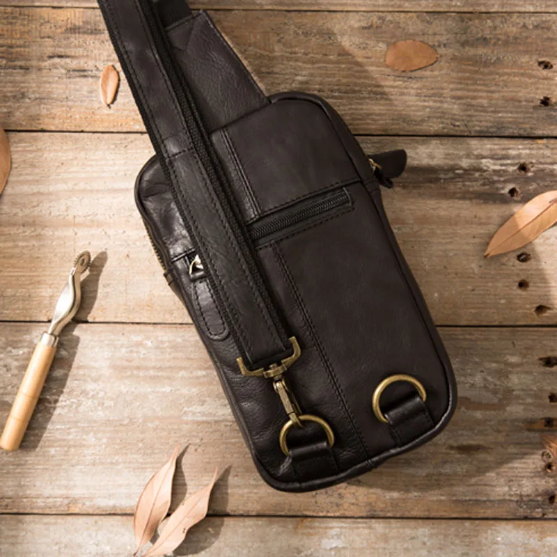 AETOO Genuine Leather Men Bag male chest bag travel shoulder Man Crossbody Bags Messenger Bags Men Phone Sling Chest Pack
