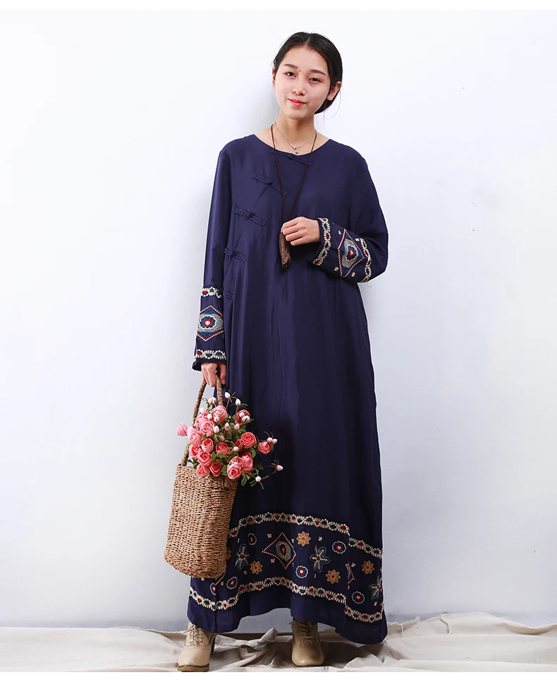 32273 dress with embroidery (1)