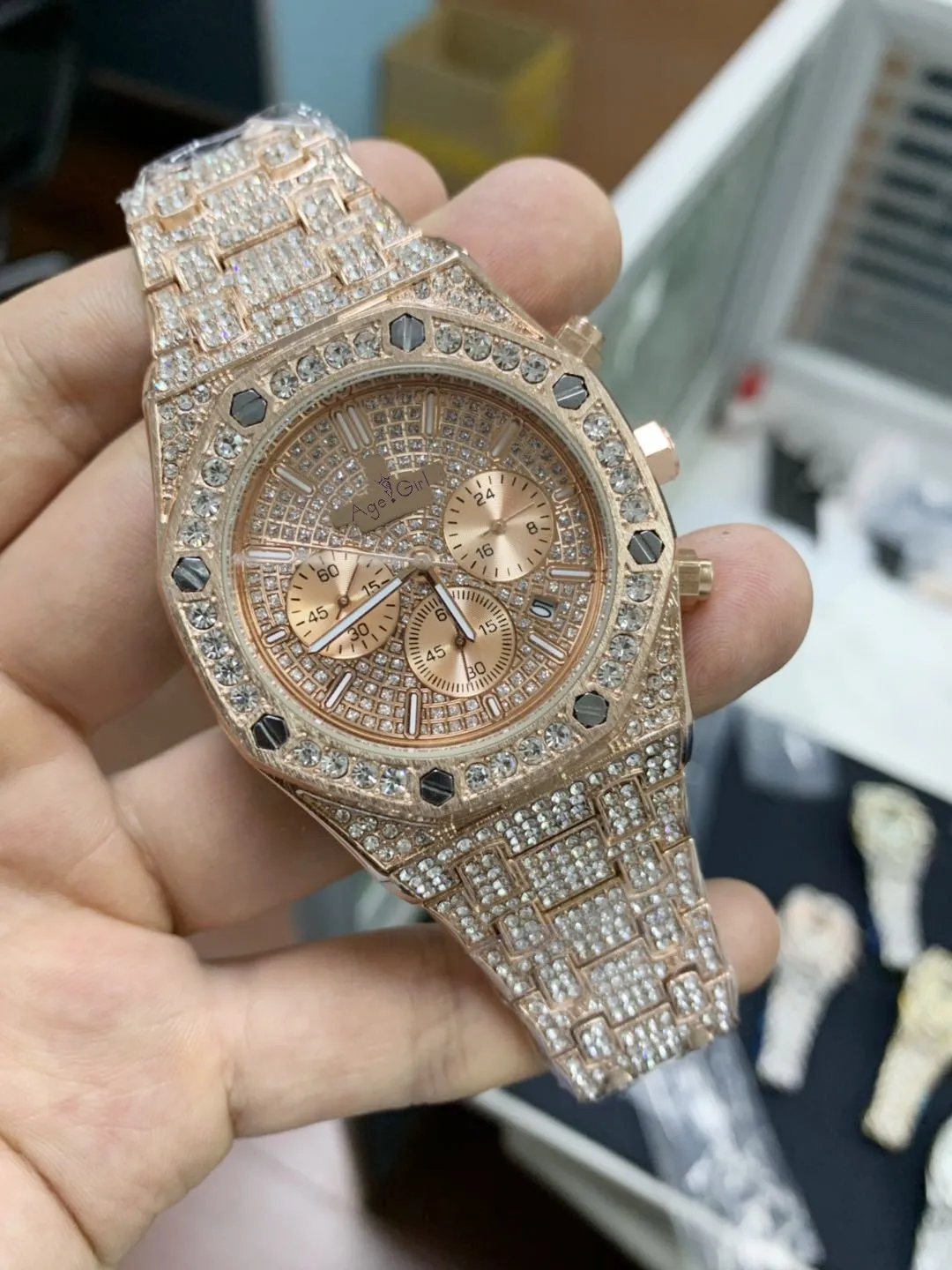 

Luxury Brand New Men Watches Chronograph Sapphire Stainless Steel Yellow Gold Rose Silver Black Full Iced Diamonds Fashion Watch