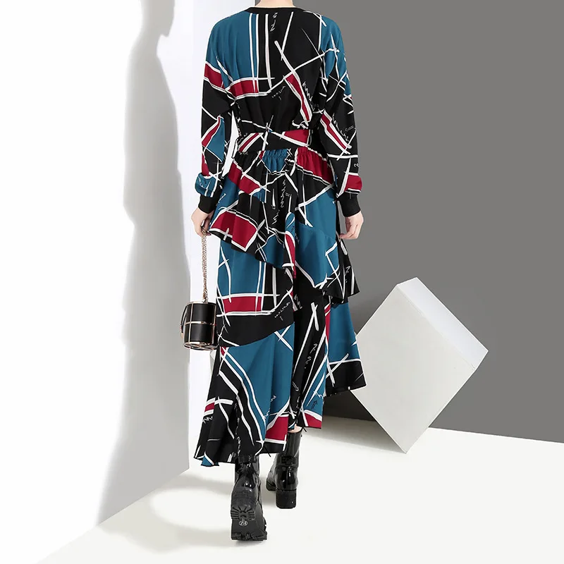 [EAM] 2019 New Spring Winter Round Neck Long Sleeve Black Pattern Printed Loose Irregular Hem Long Dress Women Fashion JI043