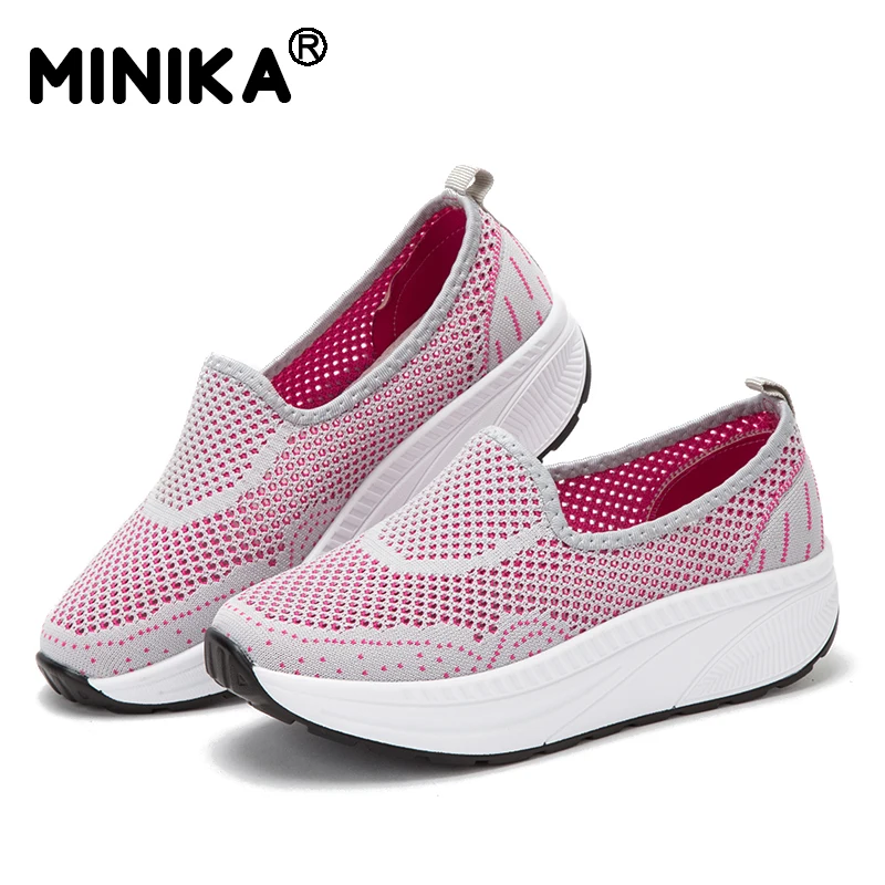 Minika/2017 г. Летние повседневные туфли на танкетке с дышащей сеткой женская обувь