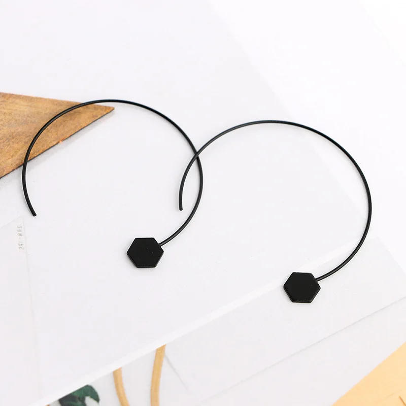 YUKAM креативные большие простые черные креольские серьги-кольца Перфорированный Круглый Серьги Висячие шестигранные серьги для женщин ювелирные изделия для ушей