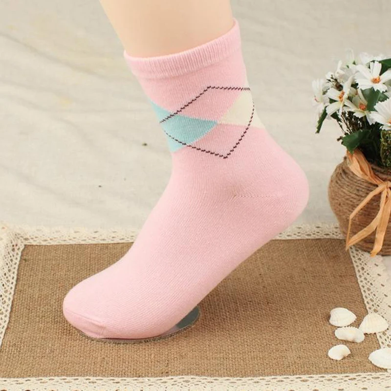 10 Pairs Fashion Spring Autumn Winter Women Solid Pure Colors Sock Suits 34-43 Yard Rhombus Wild Cute Cotton Socks Free Shipping 10 Pairs Fashion Spring Autumn Winter Women Solid Pure Colors Sock Suits 34-43 Yard Rhombus Wild Cute Cotton Socks Free Shipping