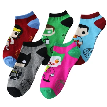

2017 Hot Sale Style Super Hero Socks Spiderman Hulk Batmen 3D Cartoon Socks Good Quality Men's Active Socks New Year Products