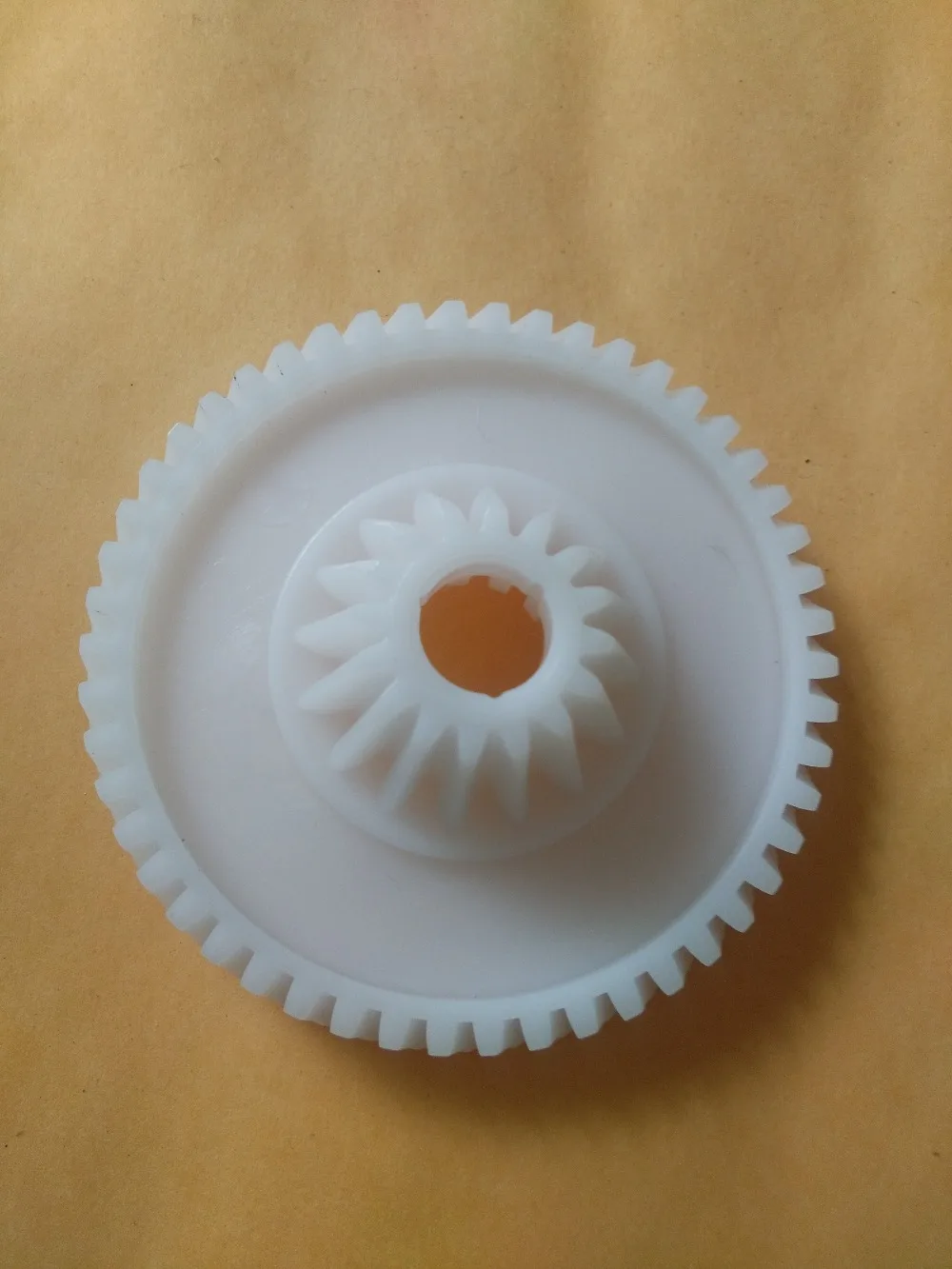 Free Shipping/2pcs/Meat Grinder Parts Plastic Gears 152314 fit Bosch