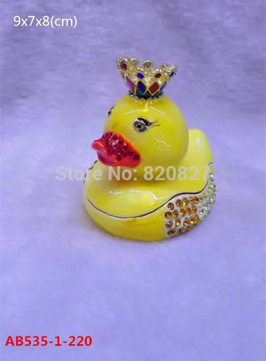 cute duck box fashion simulation ducks queen ornaments home decoration party supplies christmas decorations gift metal crafts hot sale cute event party supplies giant inflatable easter bunny with colorful egg for easter decoration