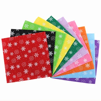 

Nanchuang 1mm Thickness Snowflake Printed Non Woven Felt Fabric For DIY Handmade Sewing Doll&Crafts Material 10Pcs/Pack 30x30cm