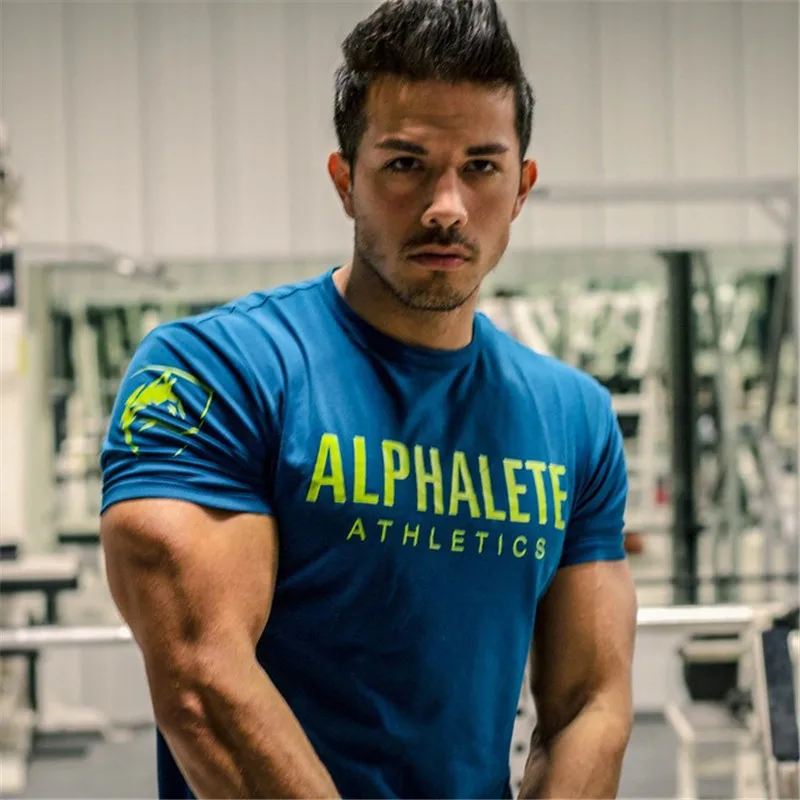 Новая брендовая хлопковая футболка для мужчин ALPHALETE Gyms Фитнес Бодибилдинг облегающие рубашки мужские модные повседневные футболки с принтом