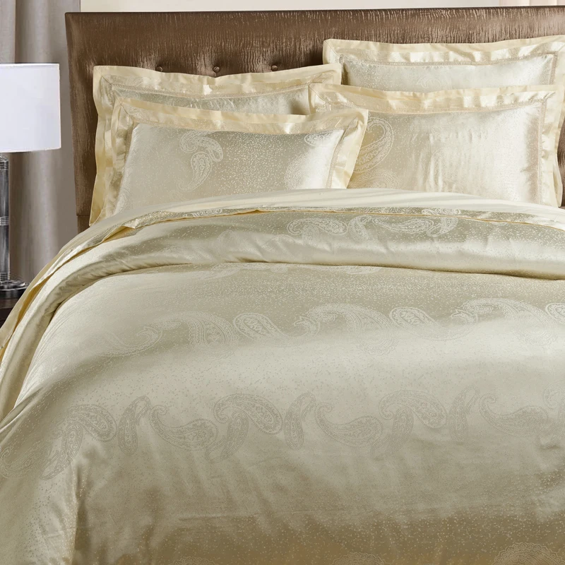 Hot sale! 4pcs light yellow comforter bedding set king/queen size